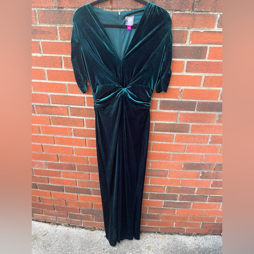 EUC Vince Camuto Green Velvet Jumpsuit